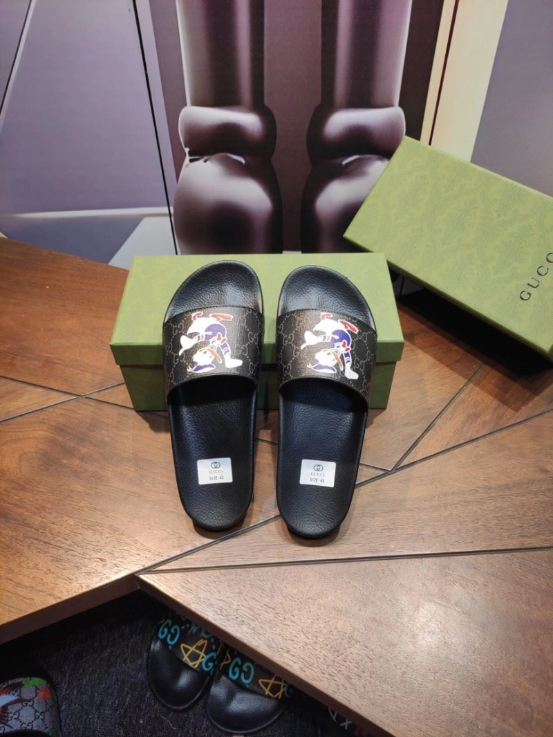Sophisticated Gxccx Slippers 164718