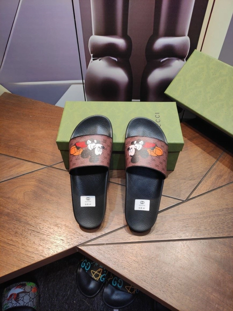 Bold Gxccx Slippers 164710