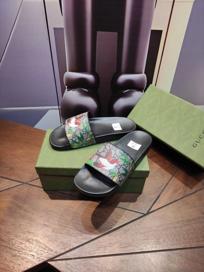 Trendsetting Gxccx Slippers 164714