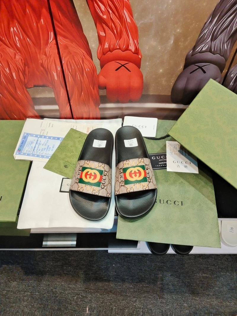 Gxccx Slippers Bright 164703