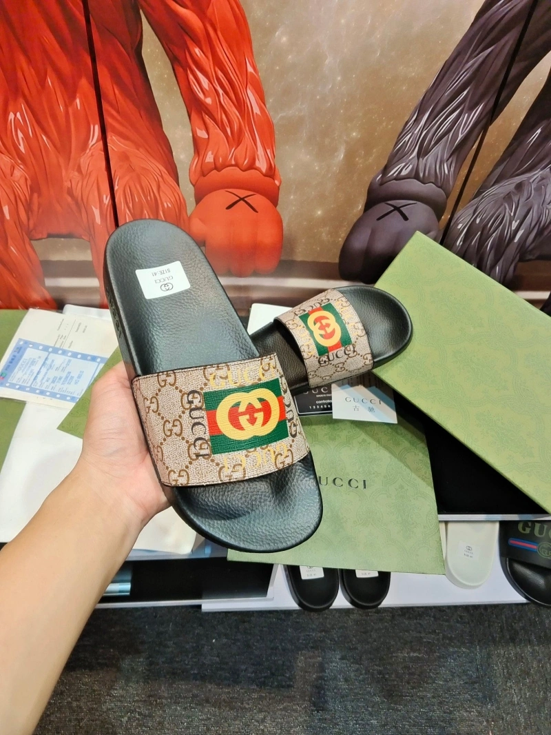 Gxccx Slippers Bright 164703