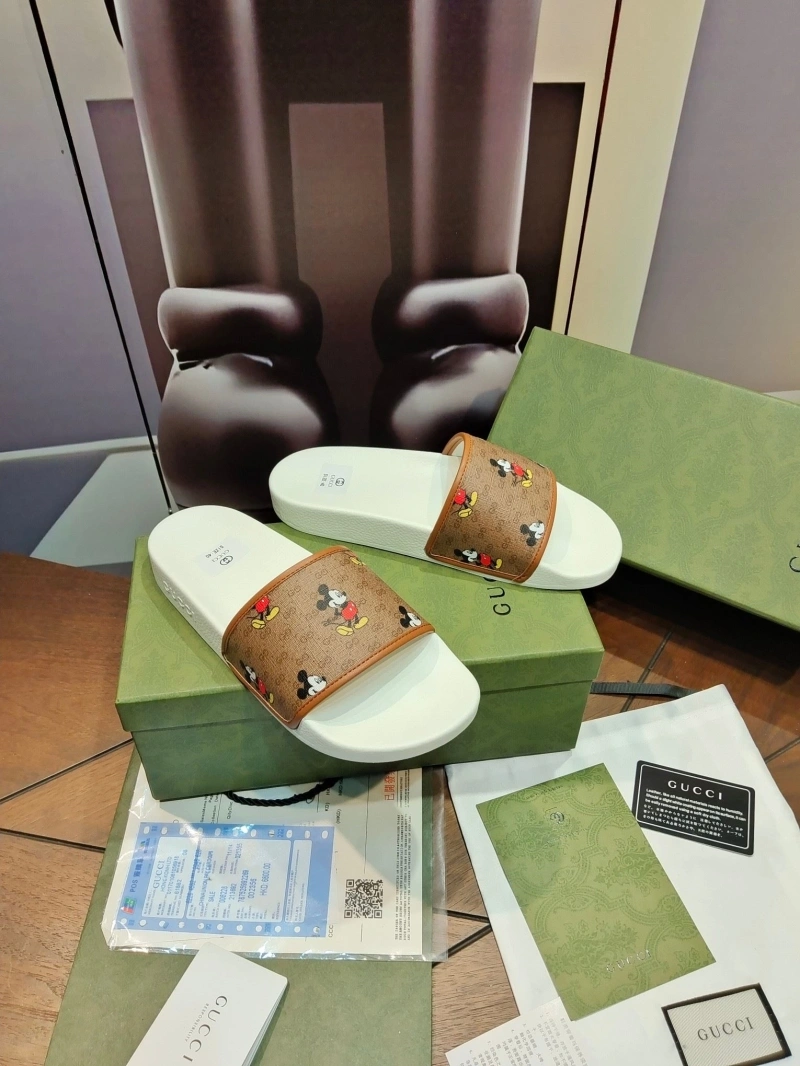 Flexible Gxccx Slippers 164686