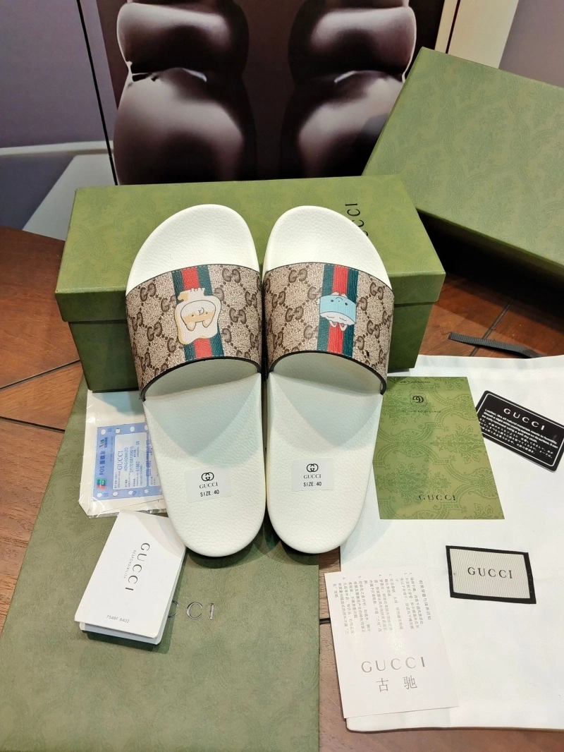 Trendsetting Gxccx Slippers 164683