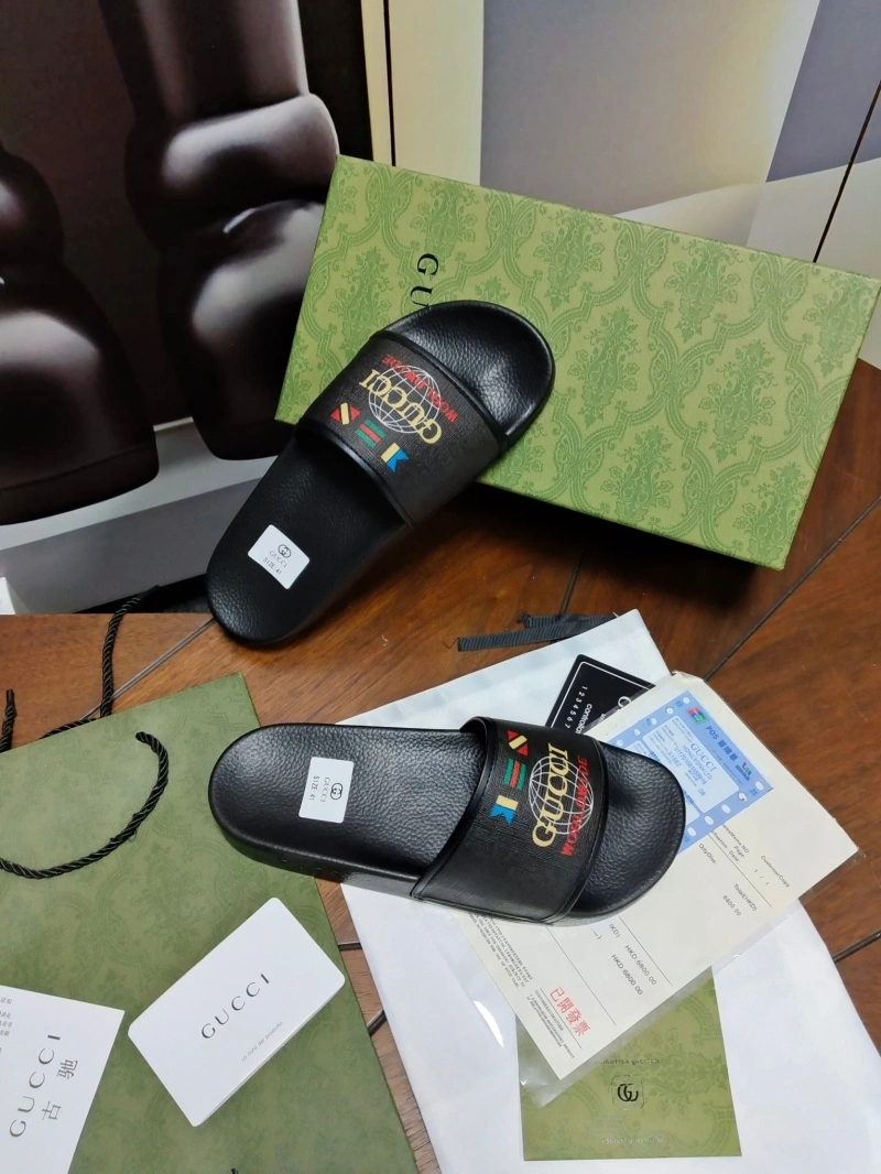 Minimalist Gxccx Slippers 164657