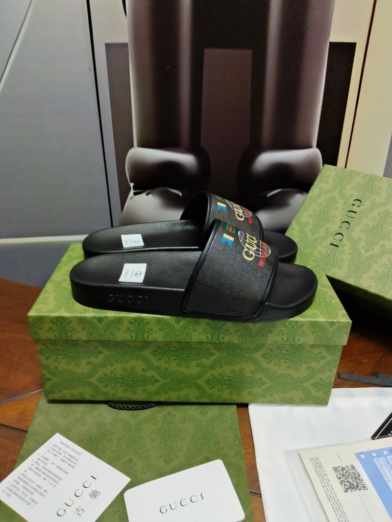 Minimalist Gxccx Slippers 164657