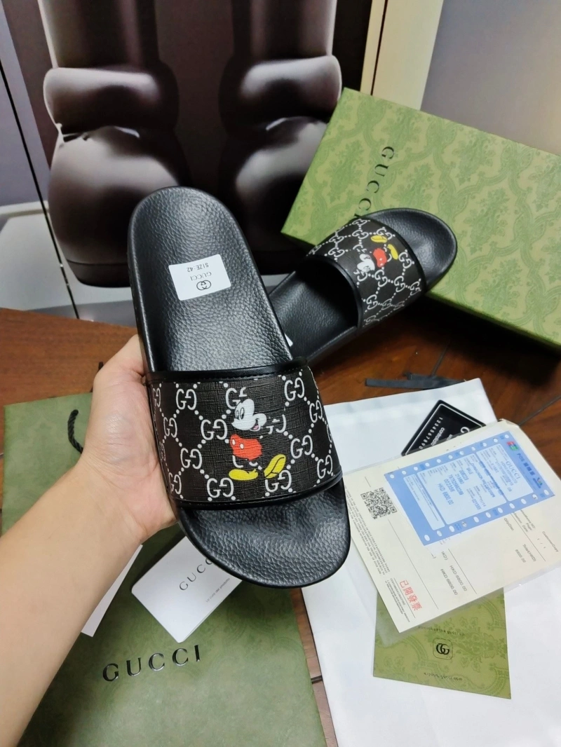 Functional Gxccx Slippers 164664
