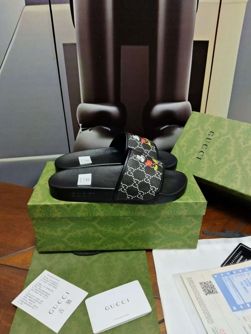 Functional Gxccx Slippers 164664