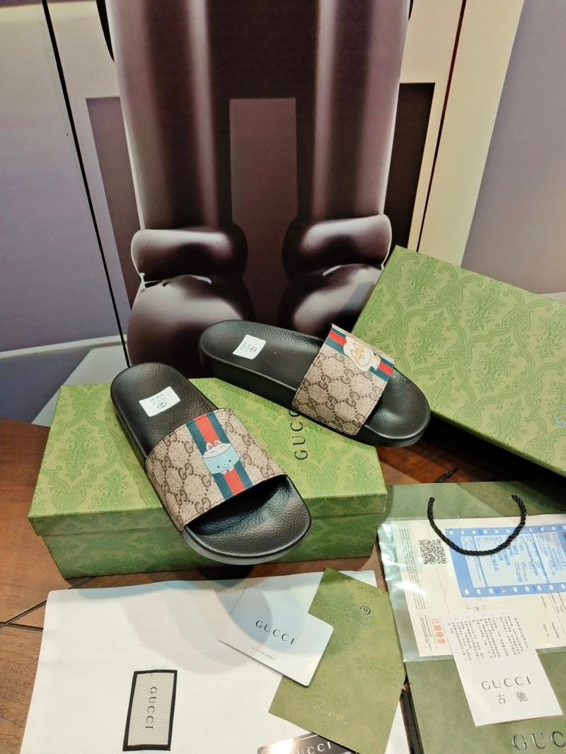 Sleek Gxccx Slippers 164635