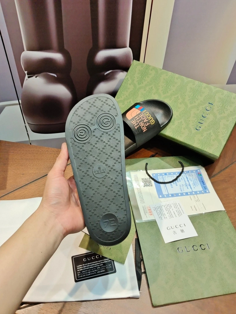 EyeCatching Gxccx Slippers 164639