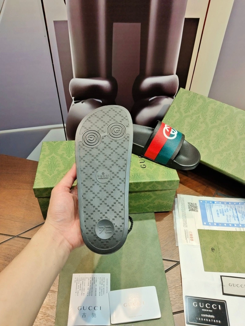 Reliable Gxccx Slippers 164637