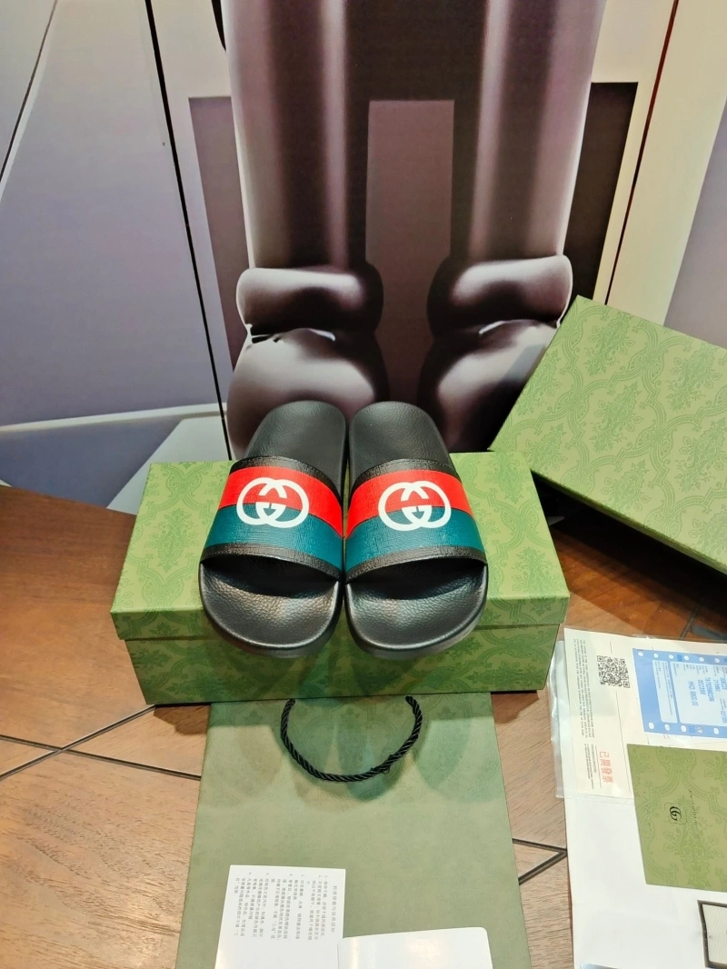Reliable Gxccx Slippers 164637