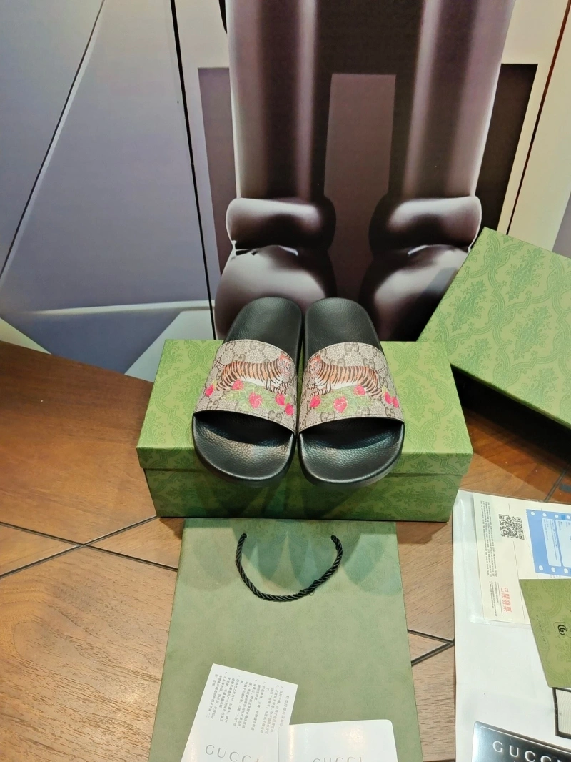 Gxccx Slippers Unique 164652