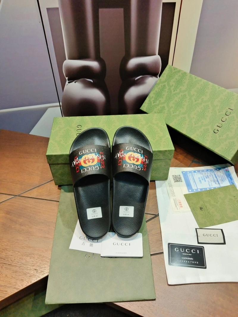 Cozy Gxccx Slippers 164650