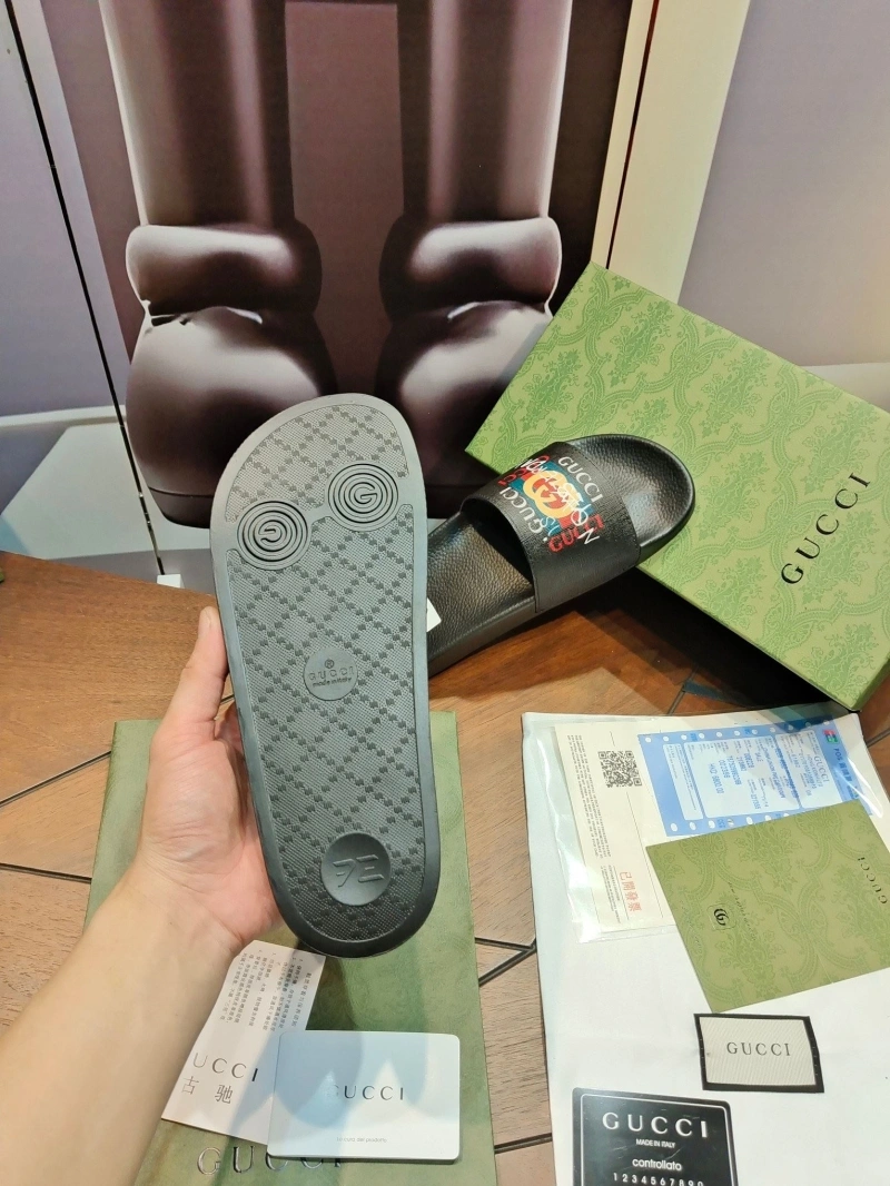 Cozy Gxccx Slippers 164650