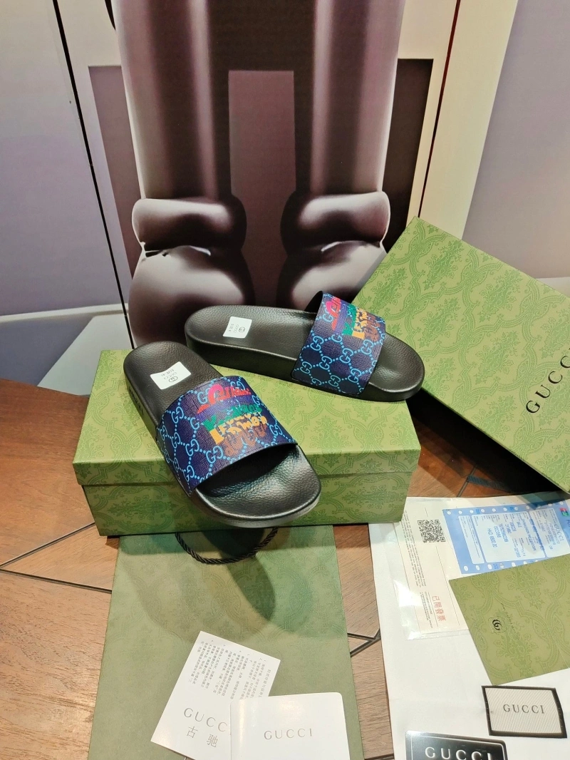 Versatile Gxccx Slippers 164669