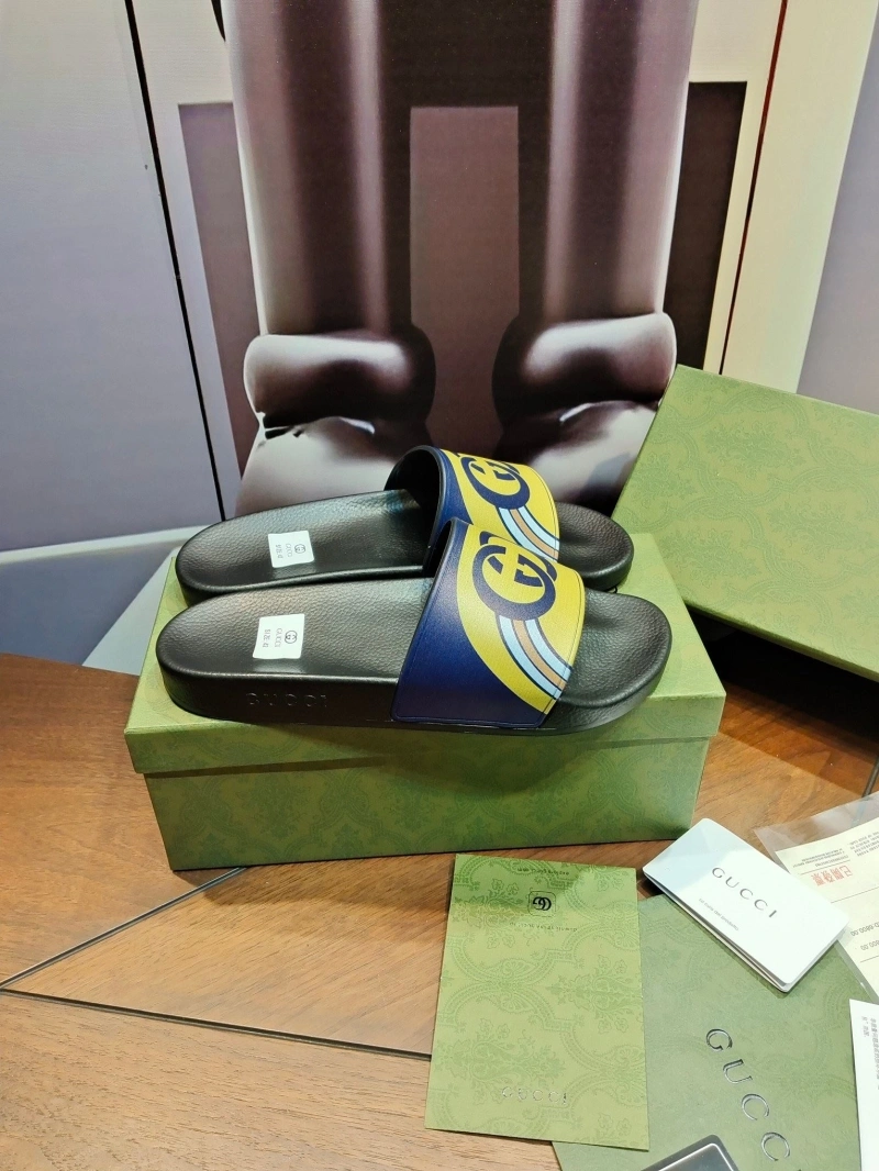 Versatile Gxccx Slippers 164655