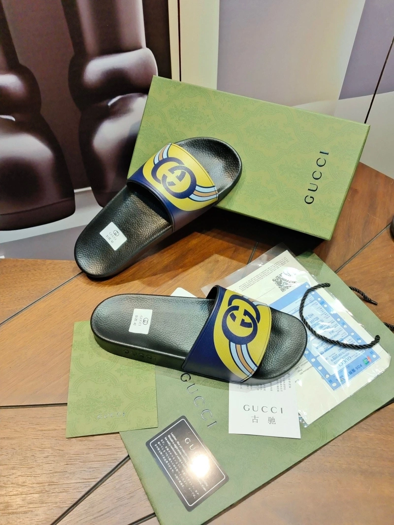 Versatile Gxccx Slippers 164655