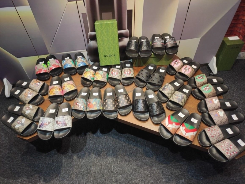 Unique Gxccx Slippers 164648