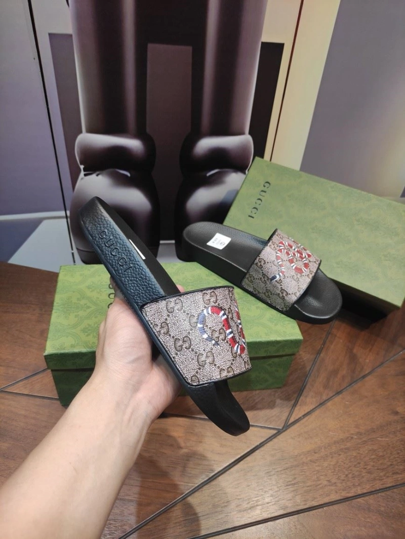 Bright Gxccx Slippers 164632