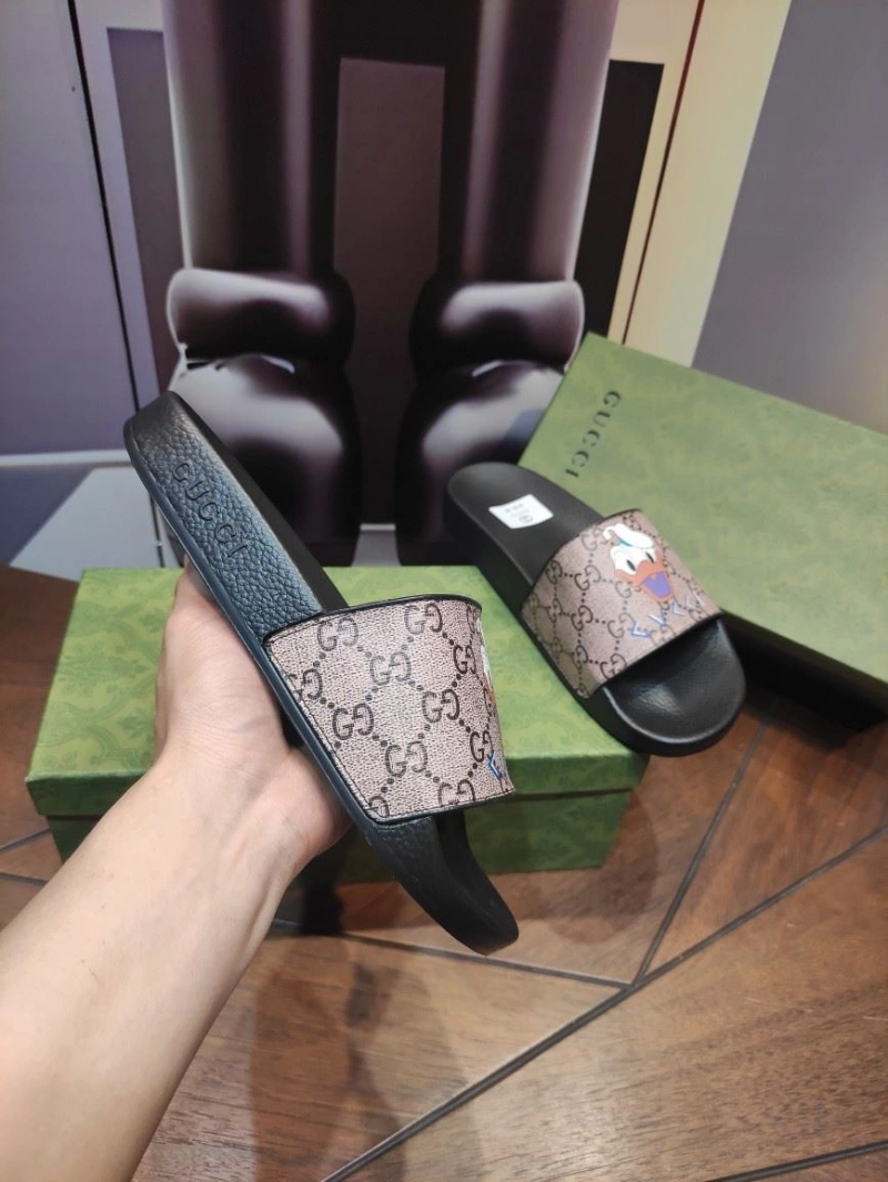 Efficient Gxccx Slippers 164633