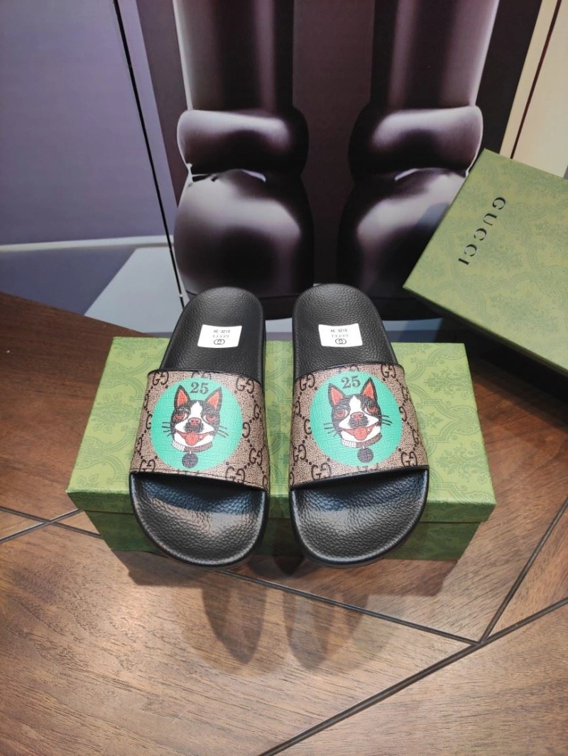 Versatile Gxccx Slippers 164628
