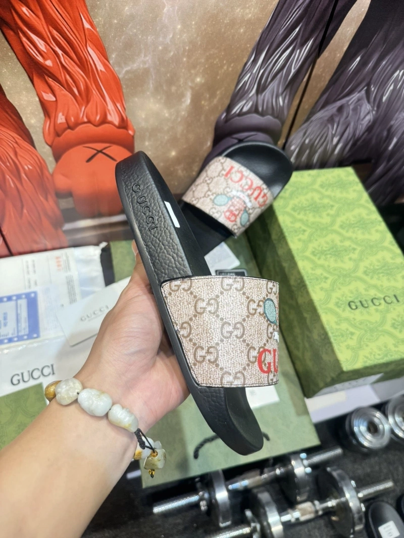 Bold Gxccx Slippers 164610