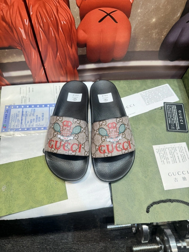 Bold Gxccx Slippers 164610
