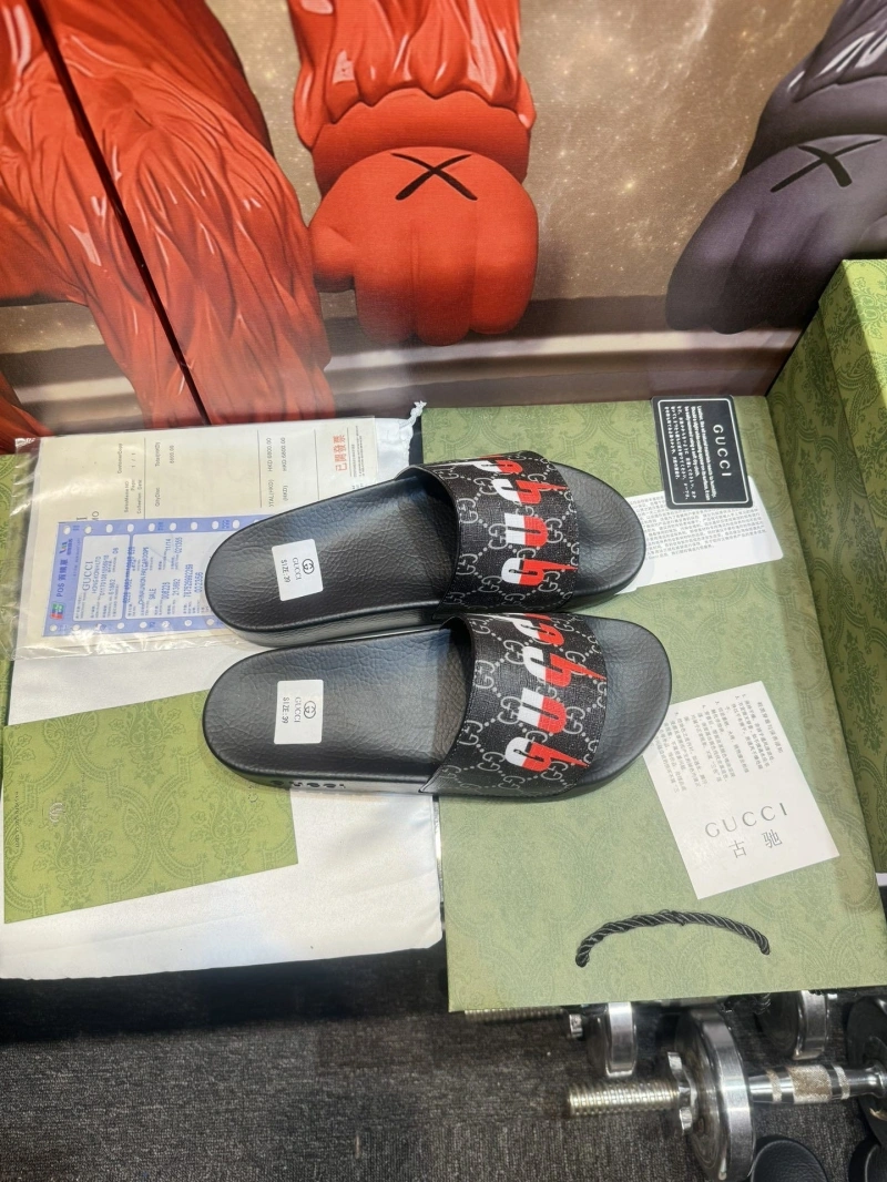 Refined Gxccx Slippers 164598