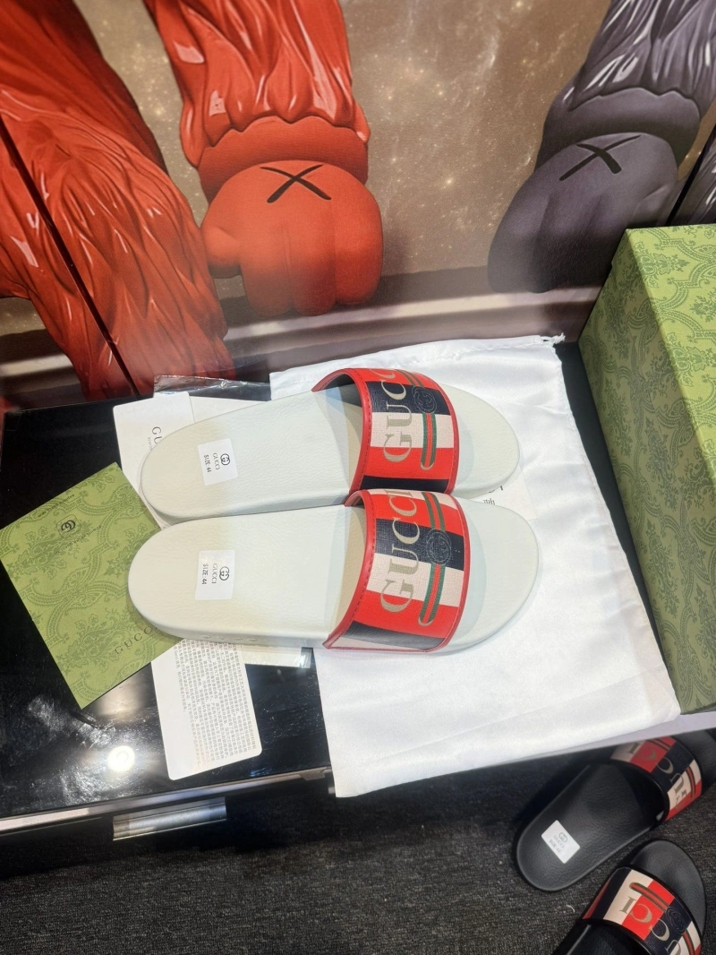 ModernLook Gxccx Slippers 164614