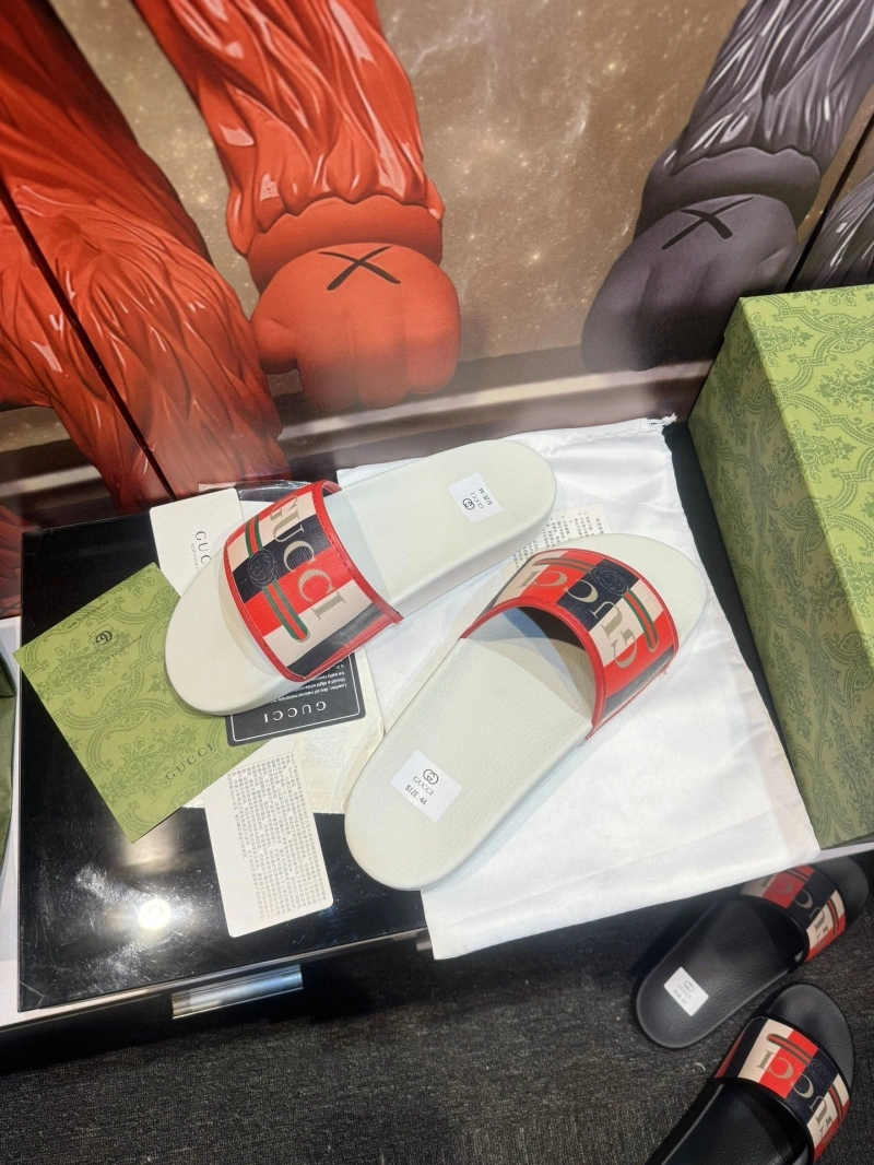 ModernLook Gxccx Slippers 164614