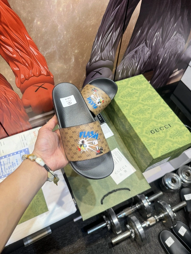 Timeless Gxccx Slippers 164592