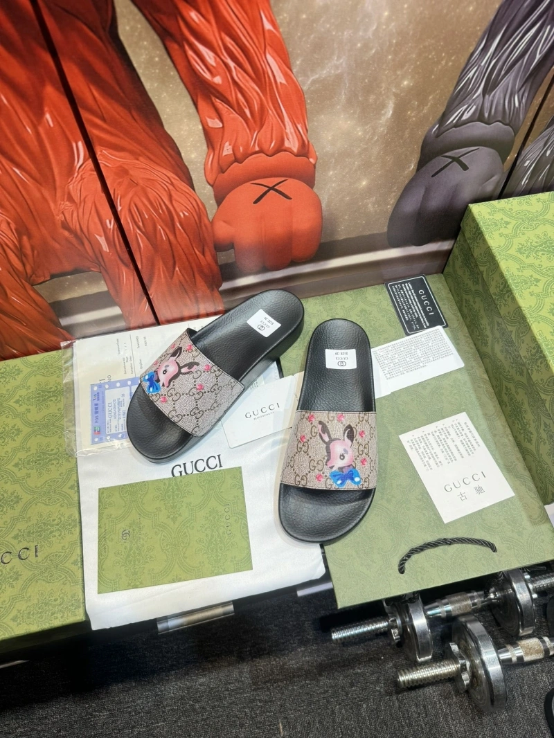 SportInspired Gxccx Slippers 164600
