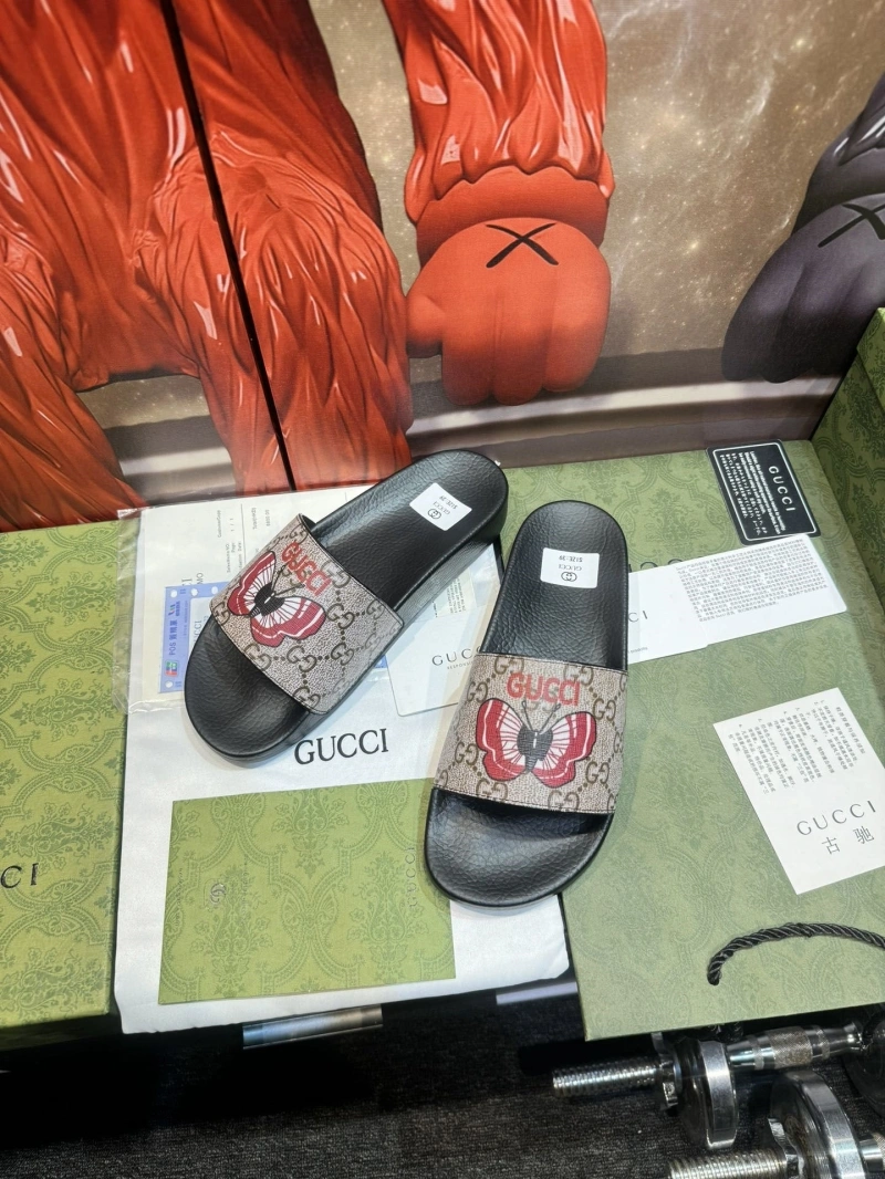 Flexible Gxccx Slippers 164589