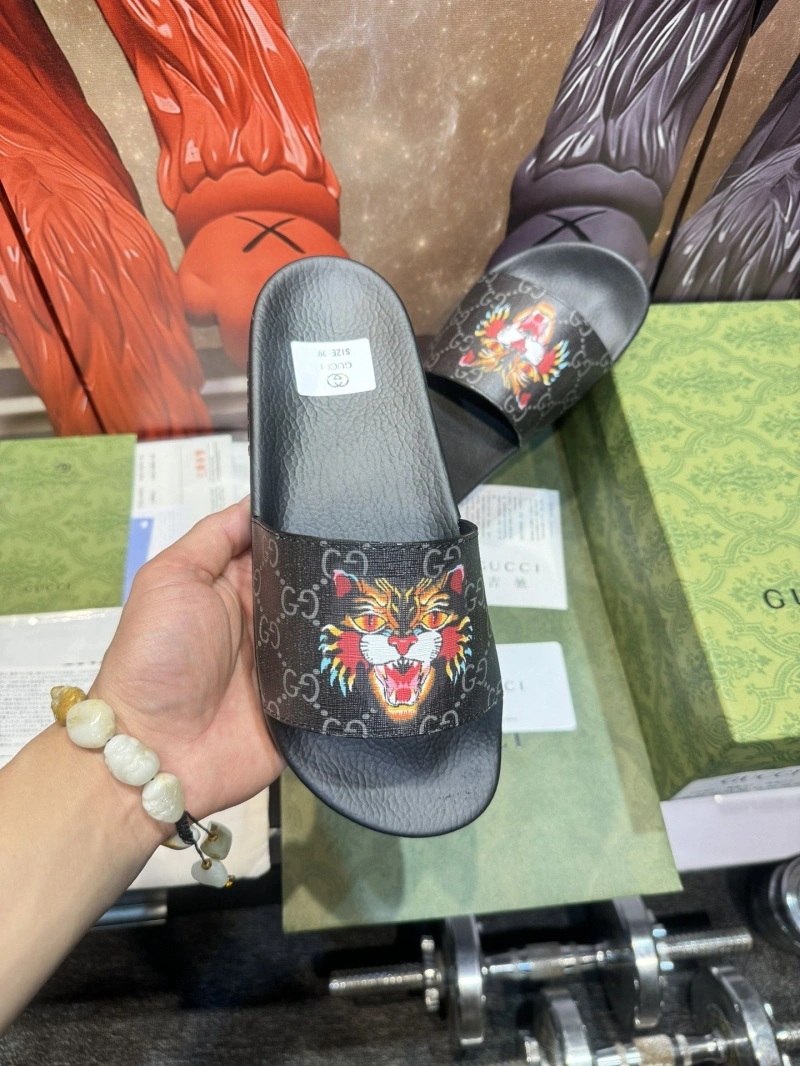 Gxccx Slippers Elegant 164581