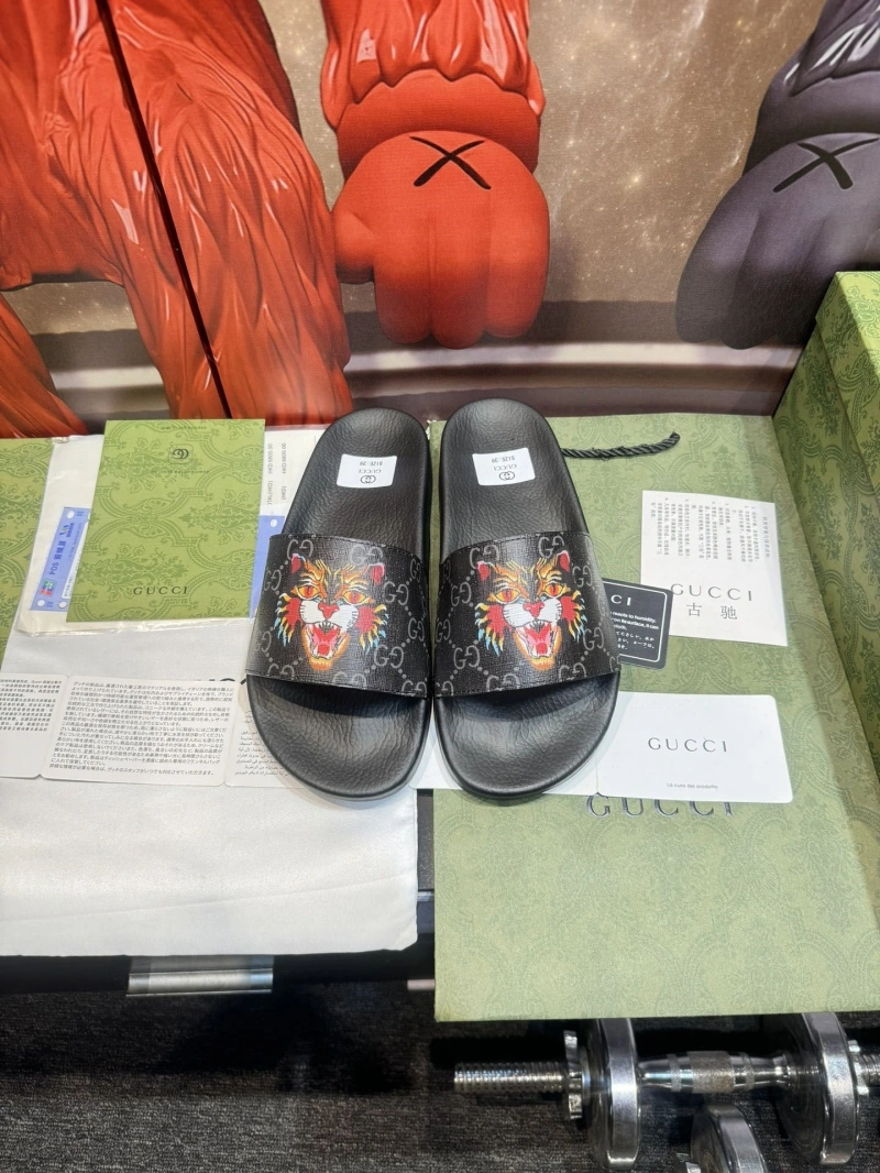 Gxccx Slippers Elegant 164581