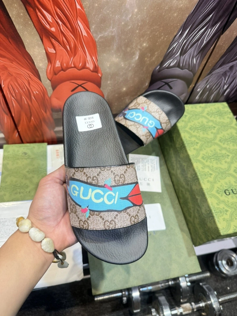 HighQuality Gxccx Slippers 164577