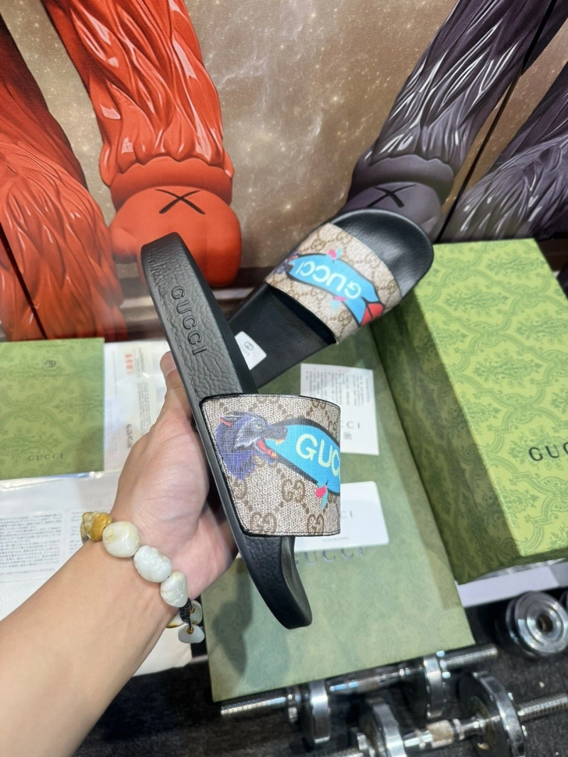 HighQuality Gxccx Slippers 164577
