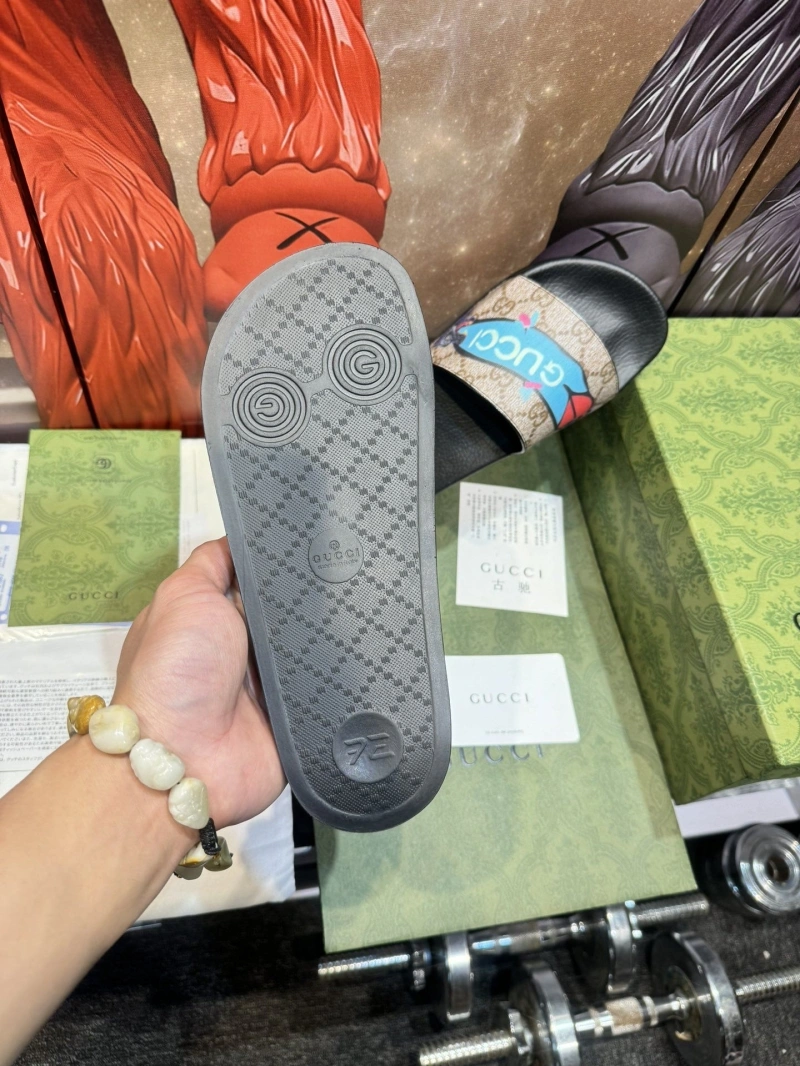 HighQuality Gxccx Slippers 164577