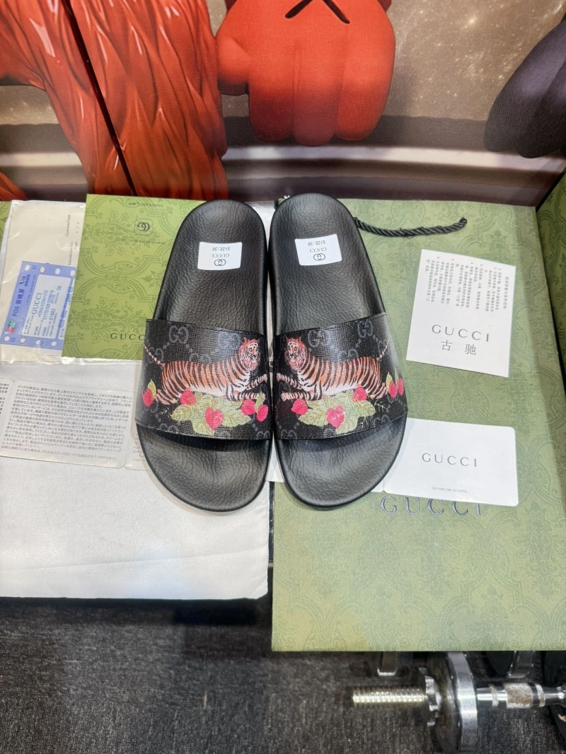 Gxccx Slippers Unique 164576