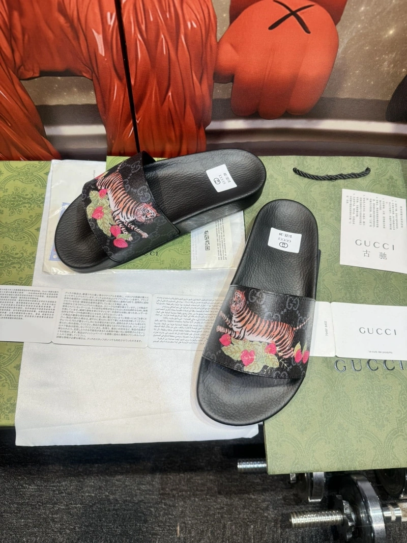 Gxccx Slippers Unique 164576
