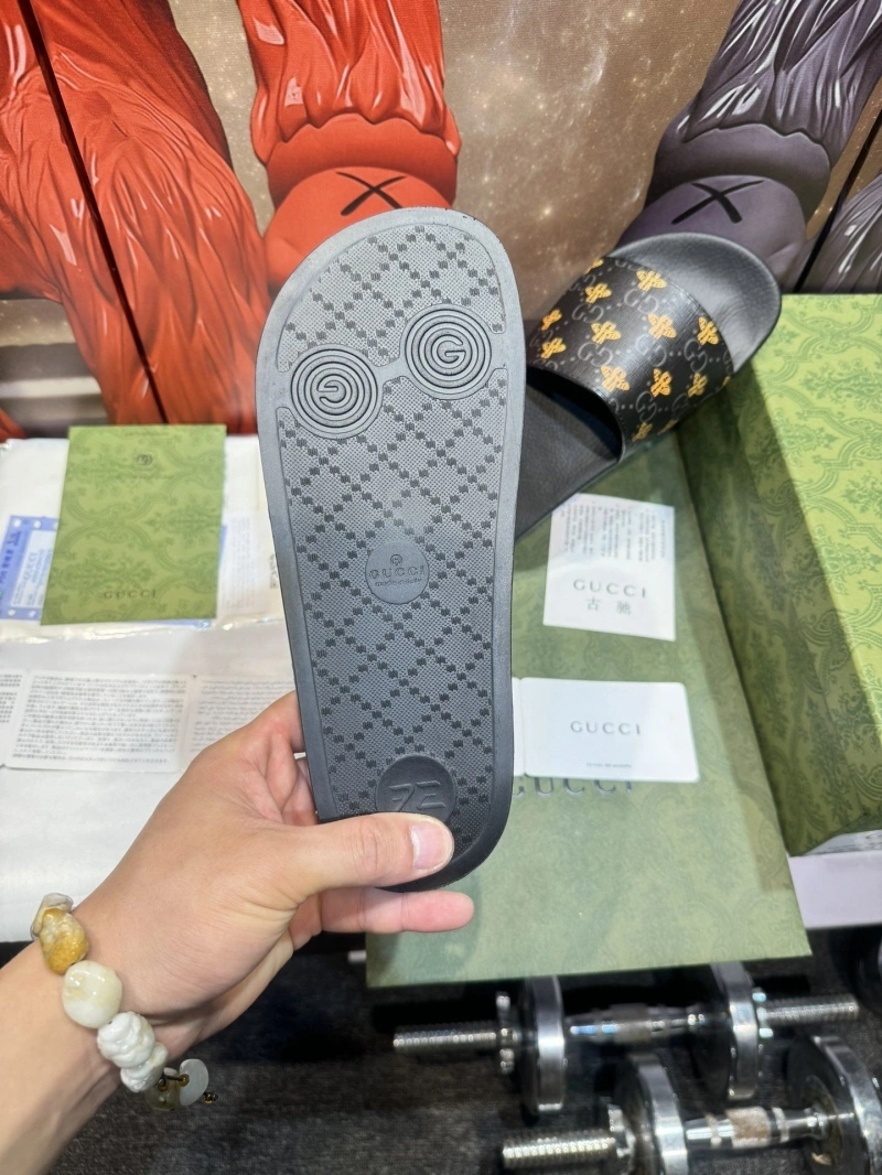 Gxccx Slippers Refined 164575
