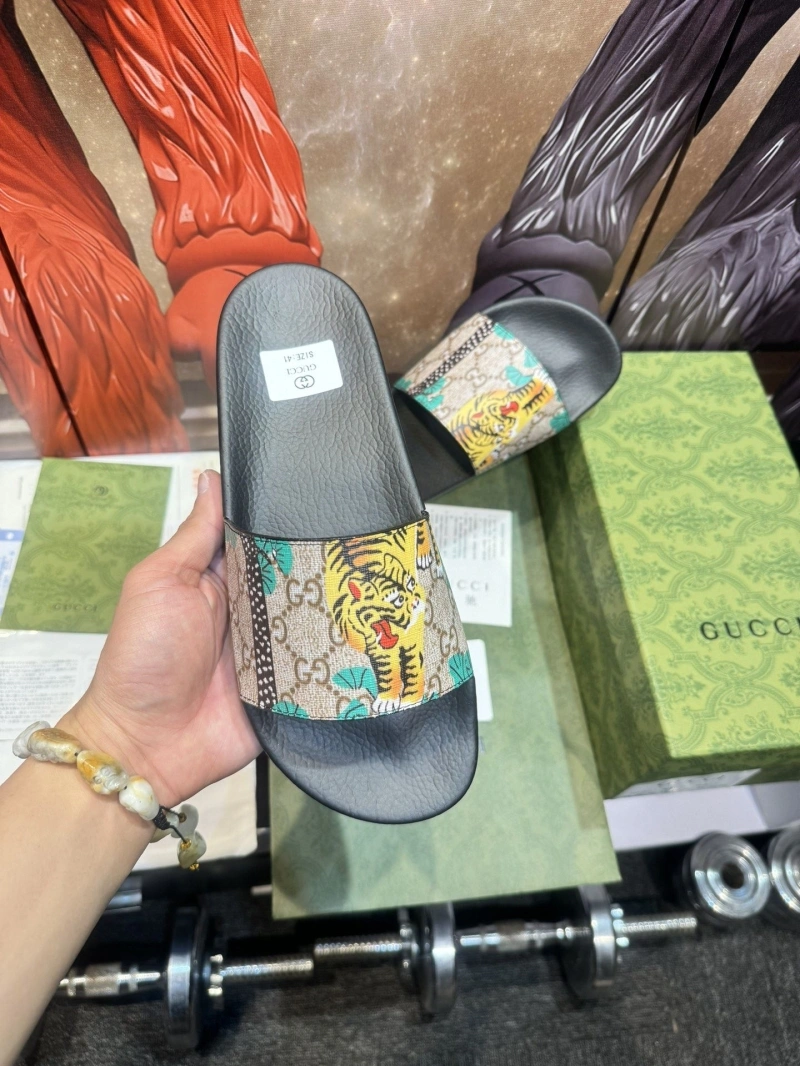 Bright Gxccx Slippers 164573