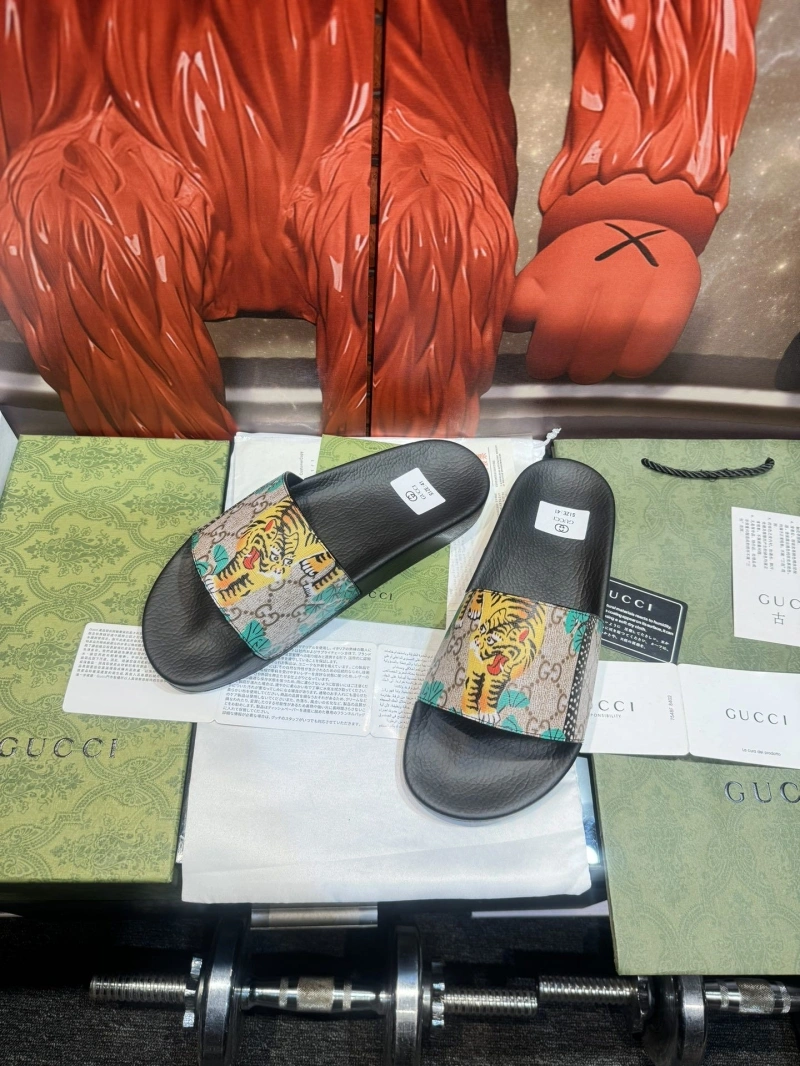 Bright Gxccx Slippers 164573