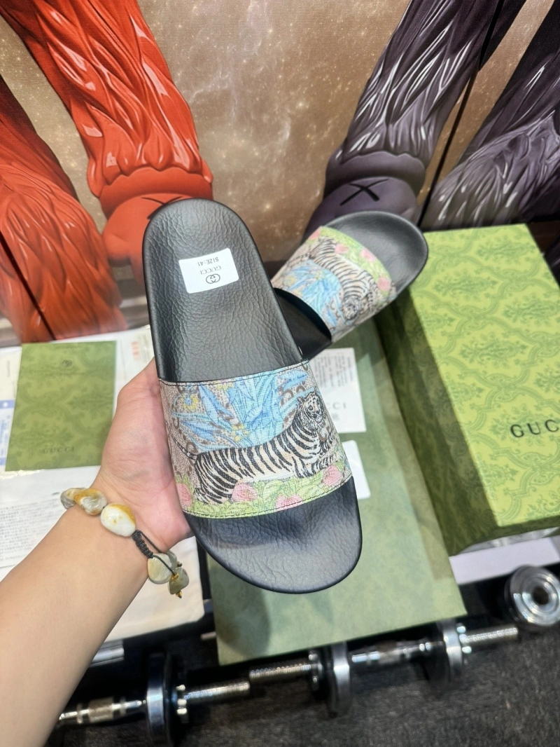 Stylish Gxccx Slippers 164566