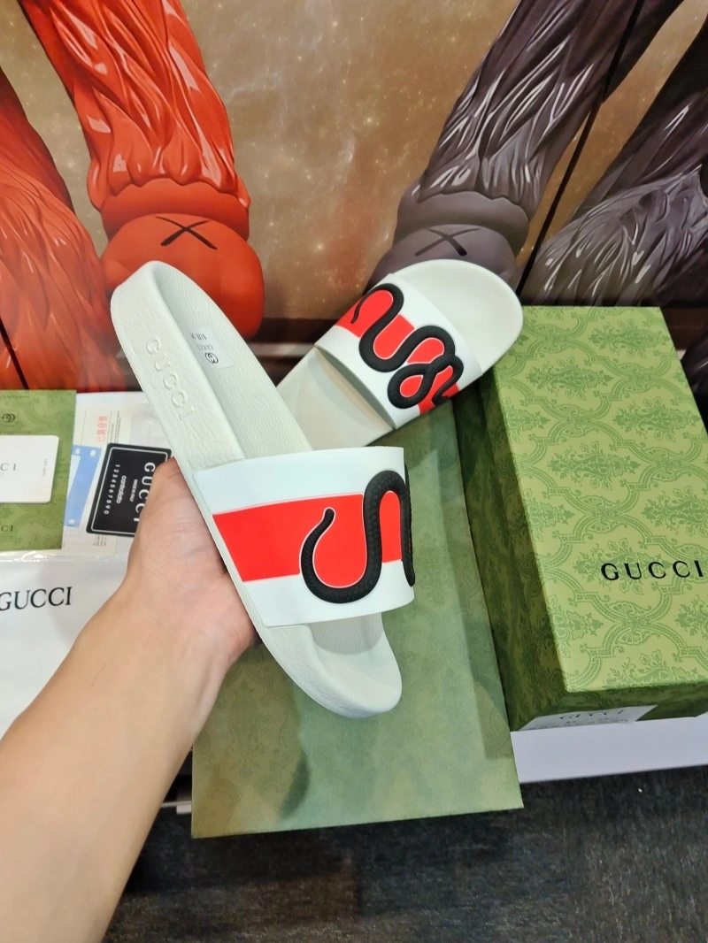 WellDesigned Gxccx Slippers 164552