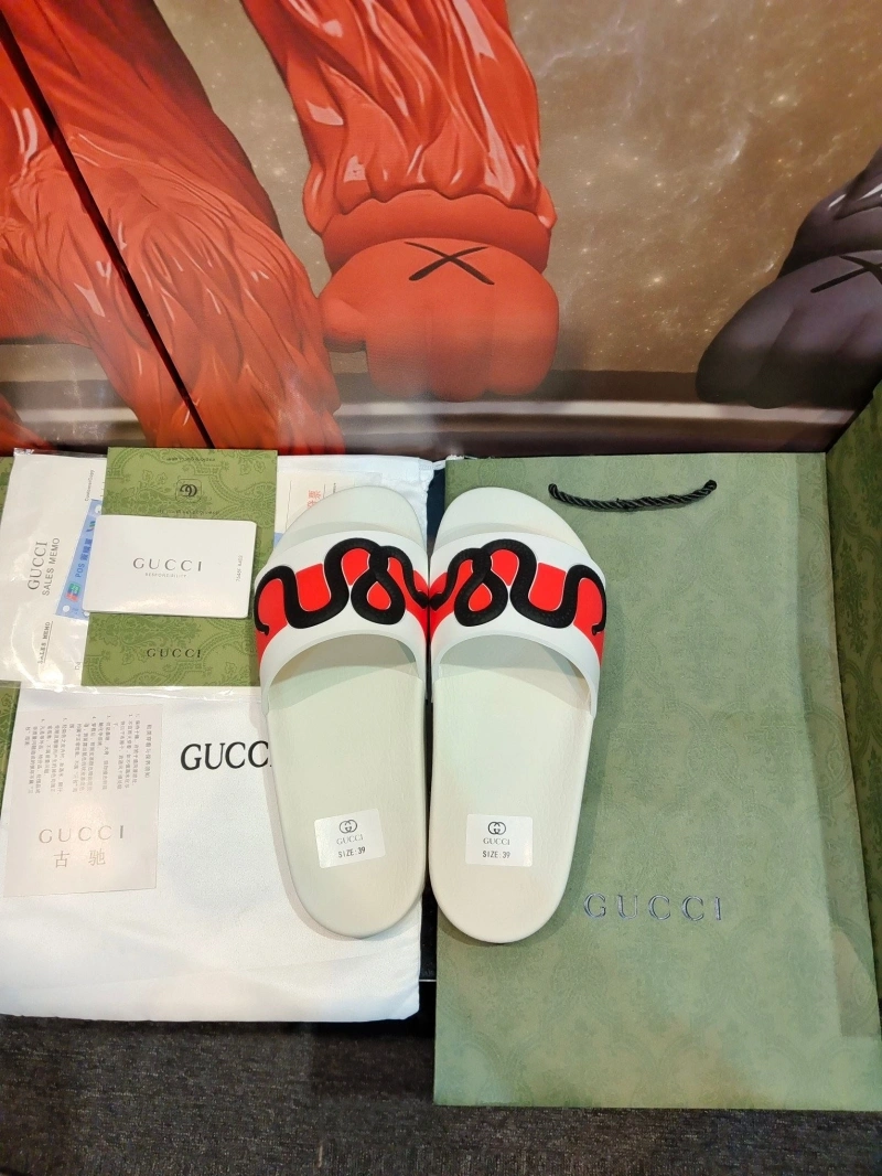 WellDesigned Gxccx Slippers 164552