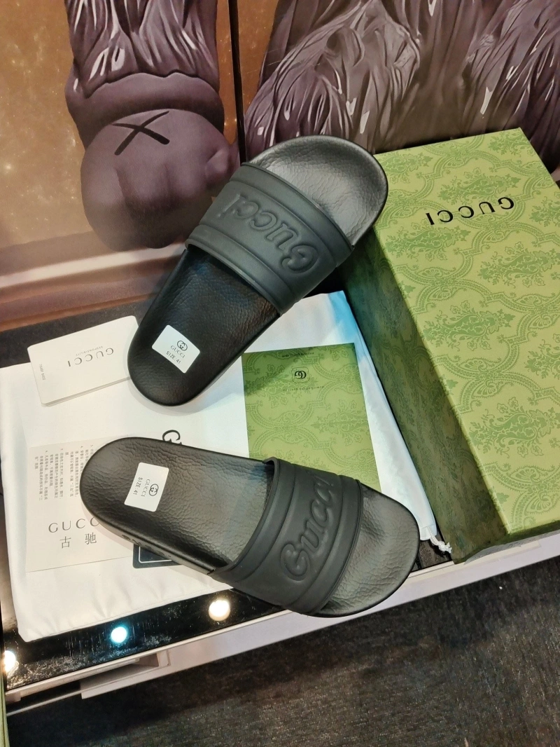 Affordable Gxccx Slippers 164542