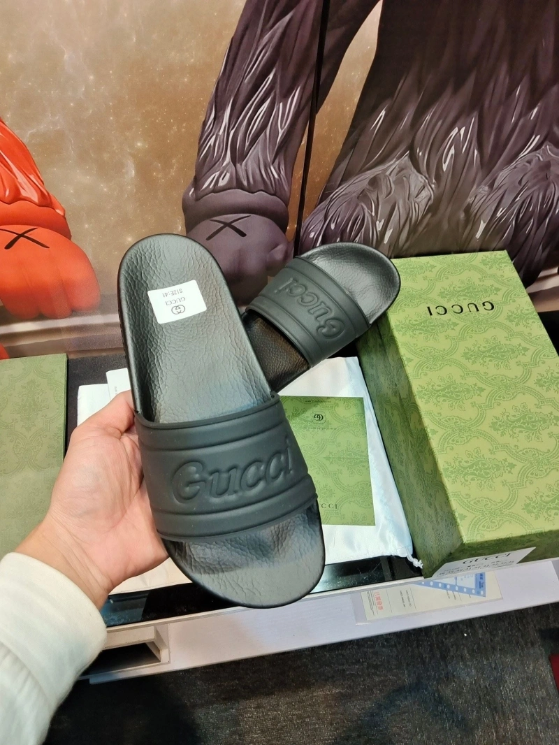 Affordable Gxccx Slippers 164542