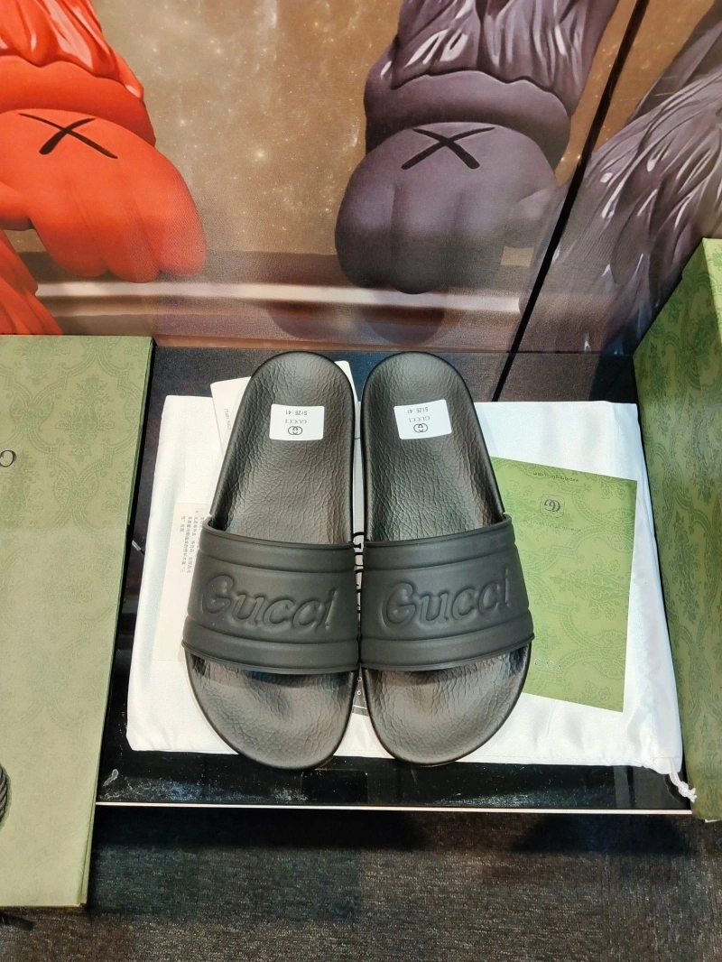 Affordable Gxccx Slippers 164542
