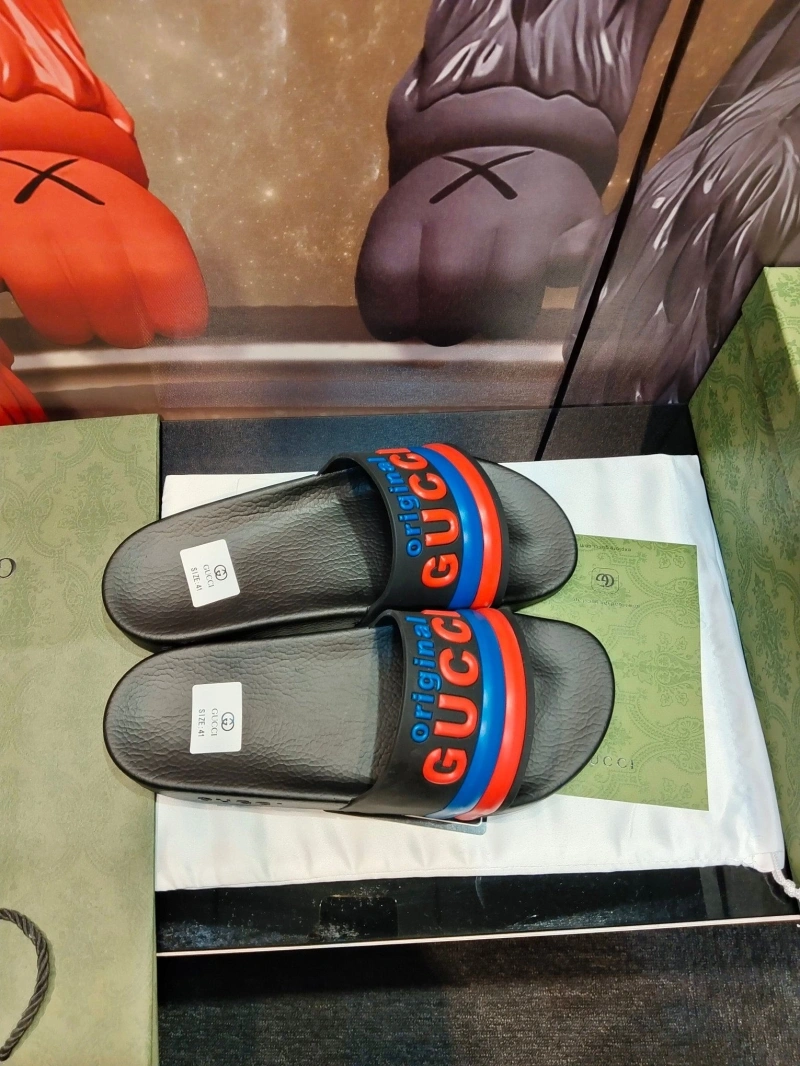 EyeCatching Gxccx Slippers 164545